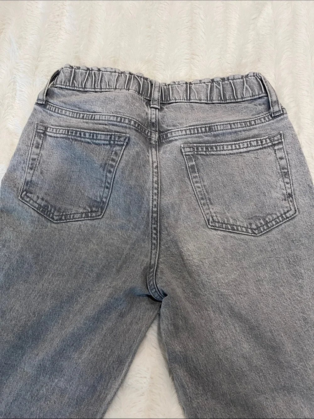 GAP Wide Leg Jeans in Washed Gray